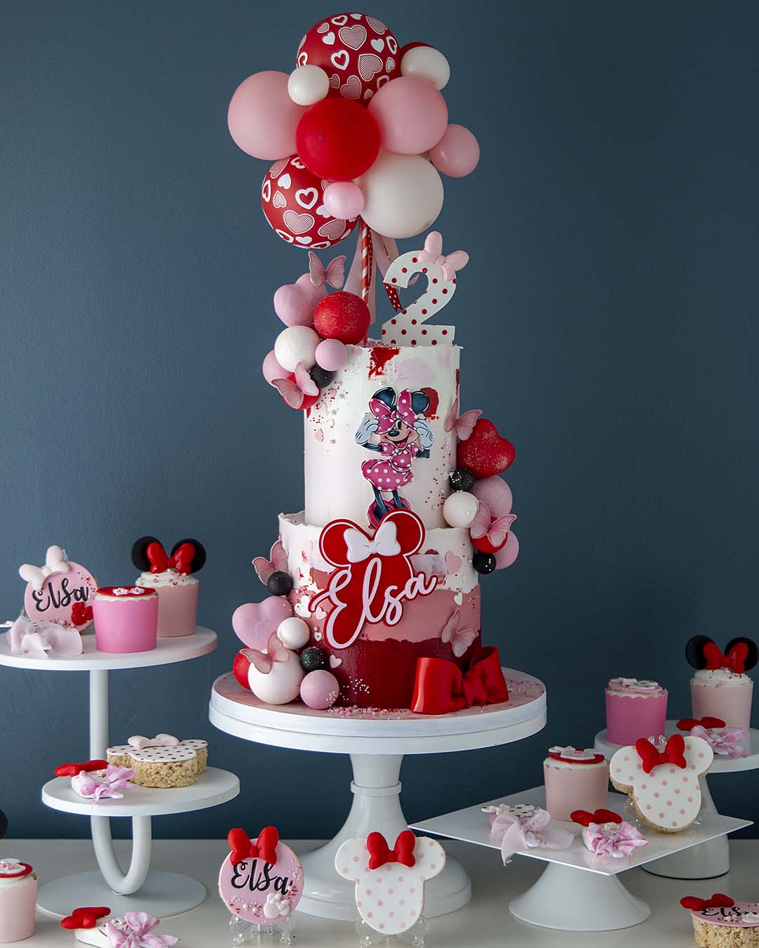Miami cake and dessert tables