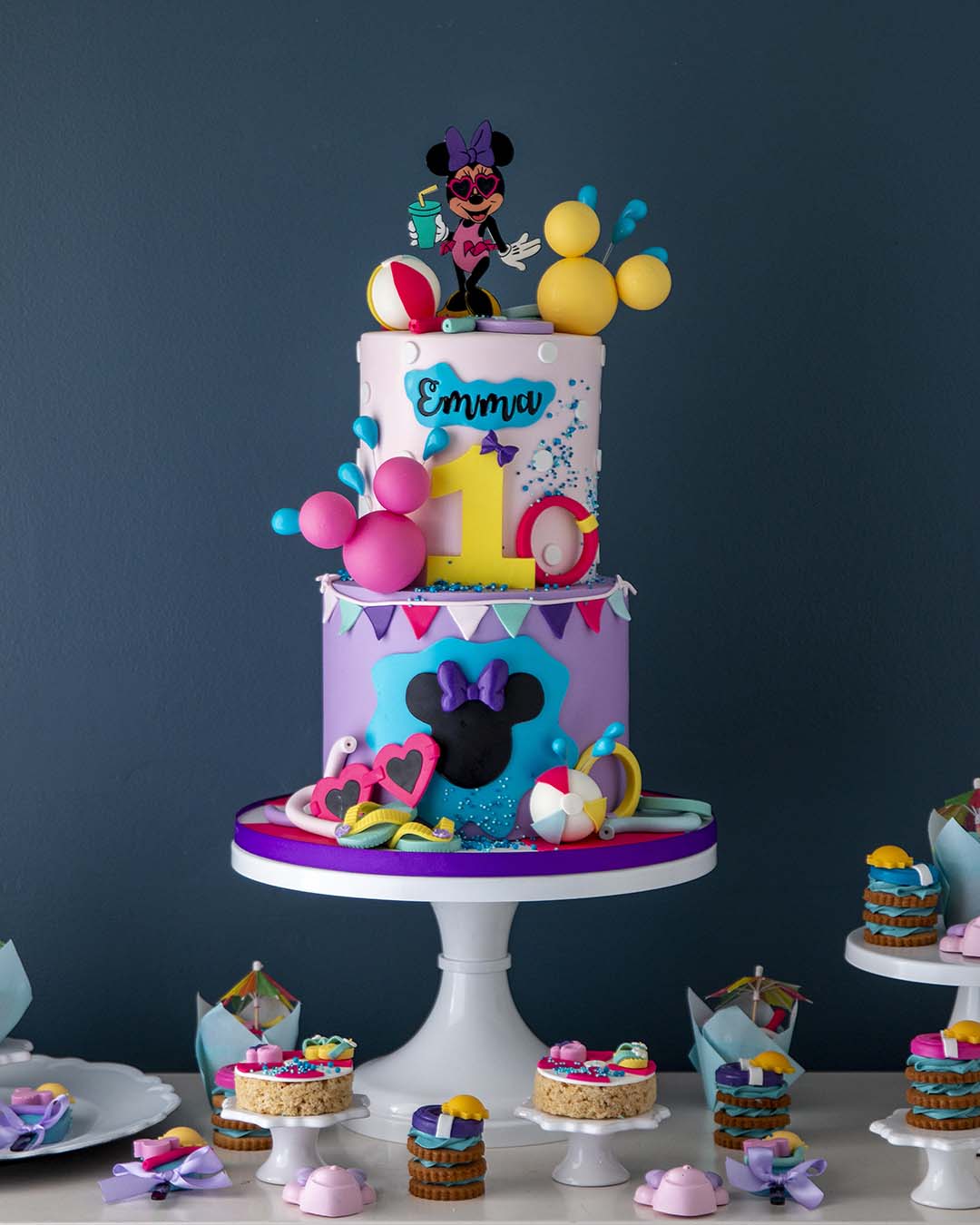 Minnie Mouse cake